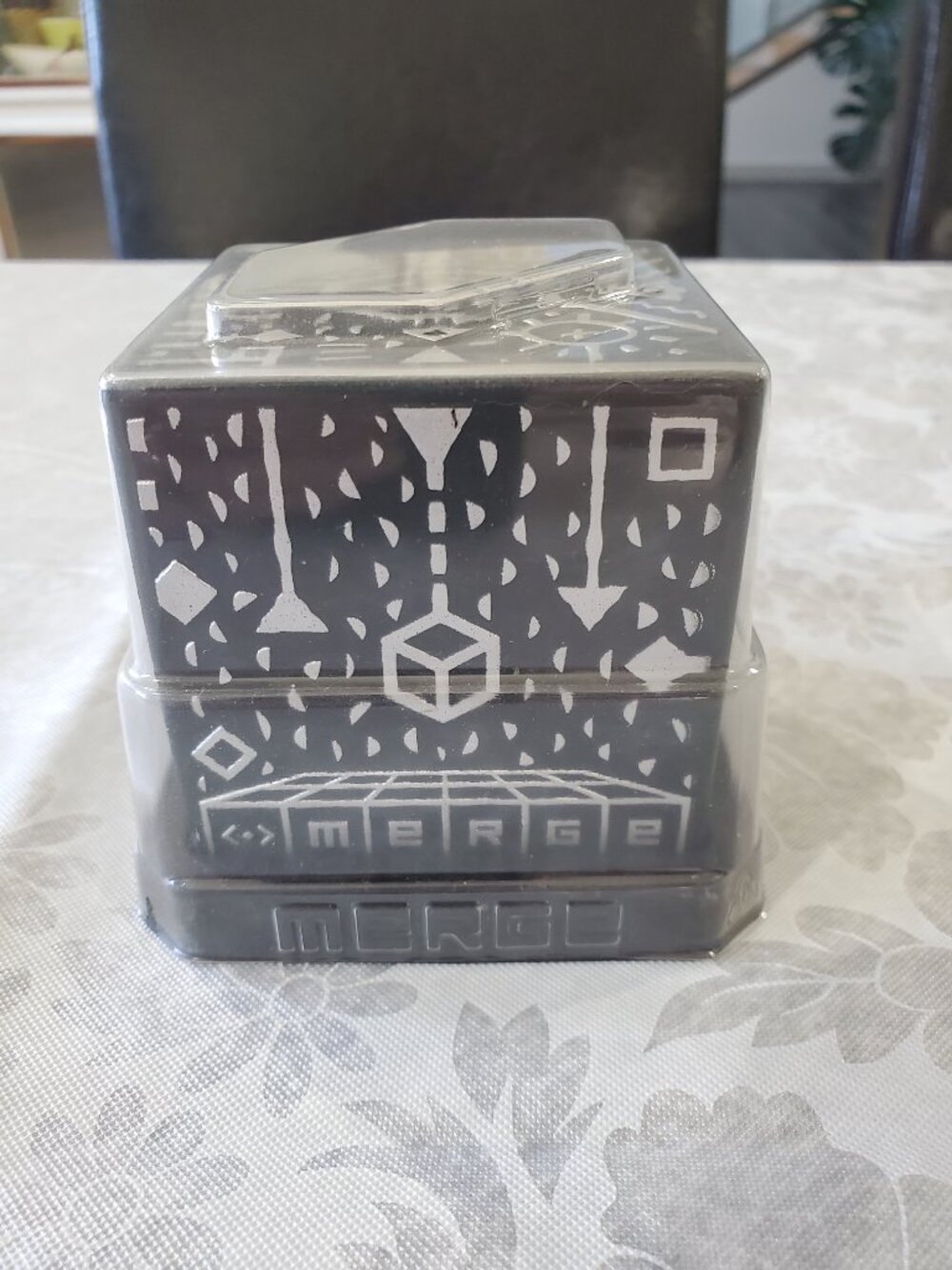 Merge Cube Hold Holograms in Your Hand Virtual Game Toy for IOS Android Tablet